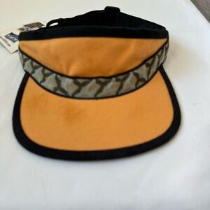 Kavu Black and Tan Strapvisor